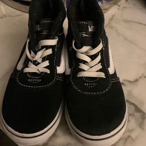 Toddler girls Vans sneakers